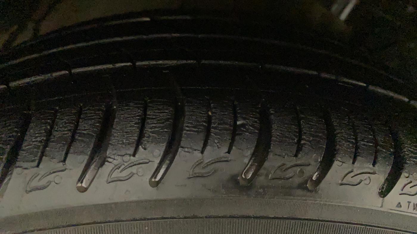 2020 Tata ALTROZ XZ PETROL, Petrol, Manual, 23,919 km, Right Rear Tyre Tread