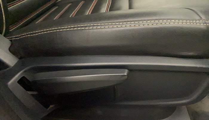 2020 Tata ALTROZ XZ PETROL, Petrol, Manual, 23,919 km, Driver Side Adjustment Panel