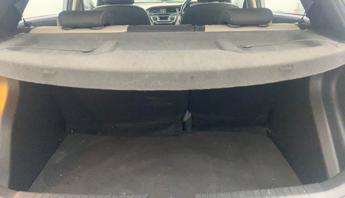 2015 Hyundai Elite i20 ASTA 1.2, Petrol, Manual, 42,962 km, Boot Inside