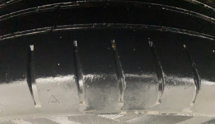 2015 Hyundai Elite i20 ASTA 1.2, Petrol, Manual, 42,962 km, Right Rear Tyre Tread