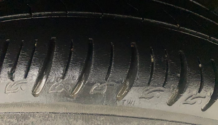 2015 Hyundai Elite i20 ASTA 1.2, Petrol, Manual, 42,962 km, Left Front Tyre Tread