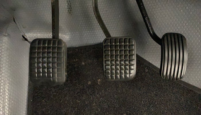 2016 Tata Tiago XT PETROL, Petrol, Manual, 55,817 km, Pedals