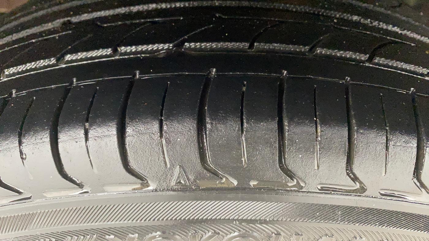 2016 Tata Tiago XT PETROL, Petrol, Manual, 55,817 km, Right Rear Tyre Tread
