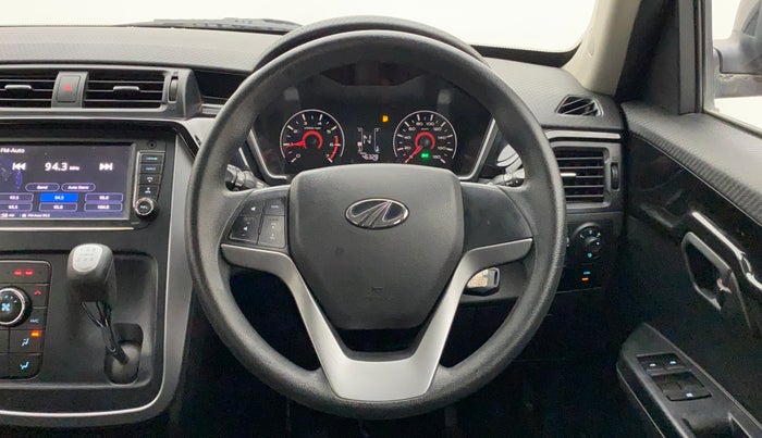 2018 Mahindra KUV 100 NXT K8 P 6 STR, Petrol, Manual, 46,456 km, Steering Wheel Close Up