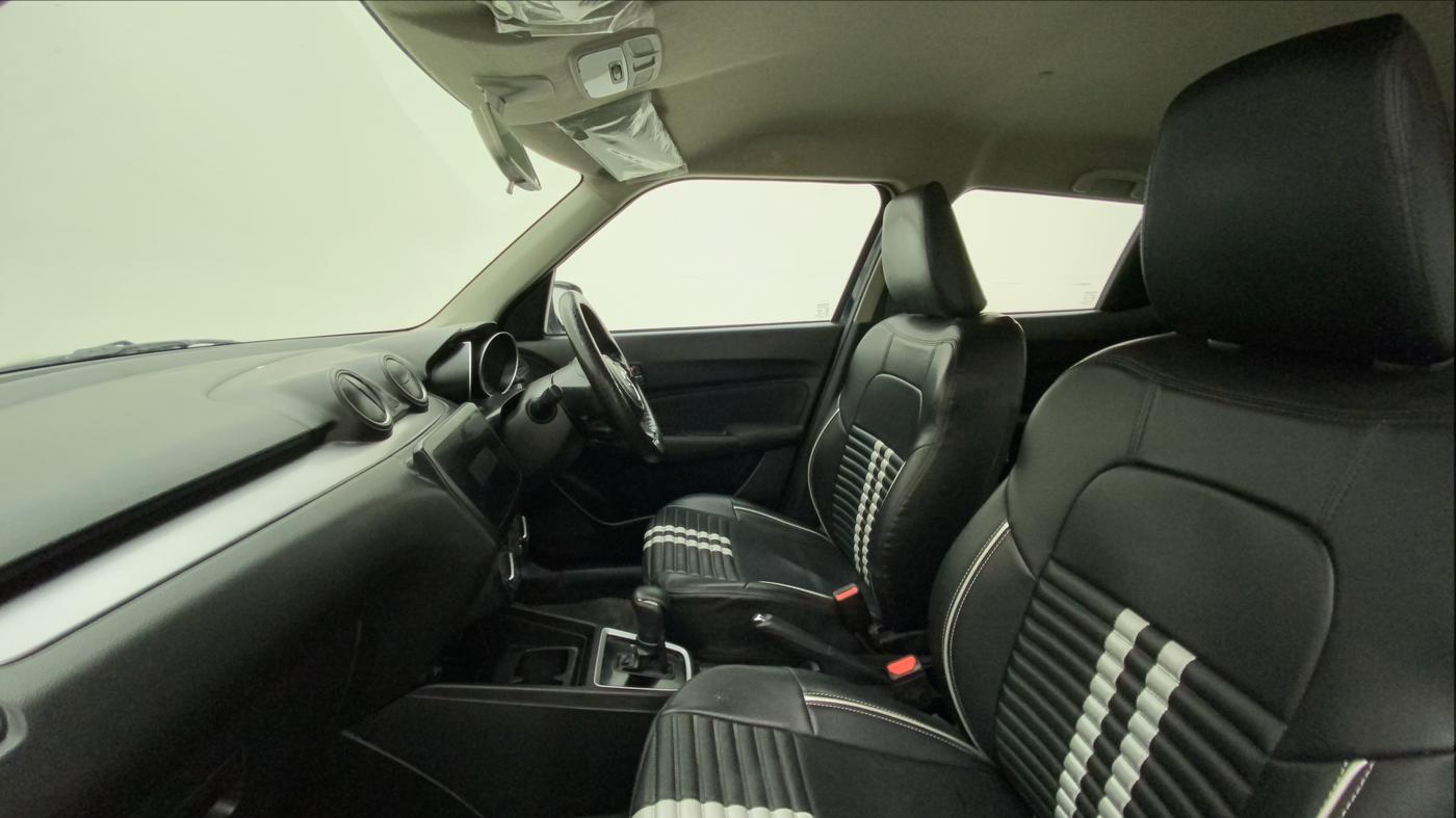 2021 Maruti Swift VXI AMT, Petrol, Automatic, 37,456 km, Right Side Front Door Cabin