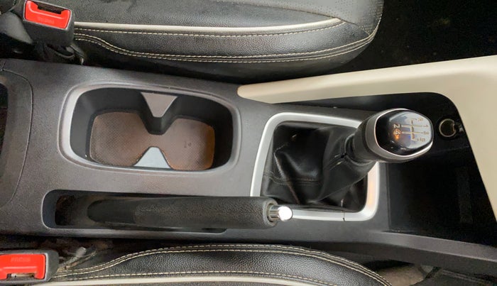 2022 Nissan MAGNITE XL, Petrol, Manual, 45,858 km, Gear Lever