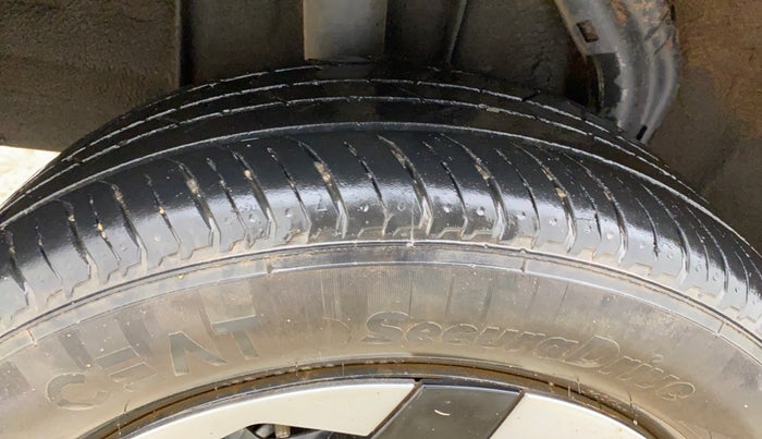 2022 Nissan MAGNITE XL, Petrol, Manual, 45,858 km, Right Rear Tyre Tread