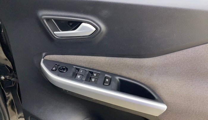 2022 Nissan MAGNITE XL, Petrol, Manual, 45,858 km, Driver Side Door Panels Control