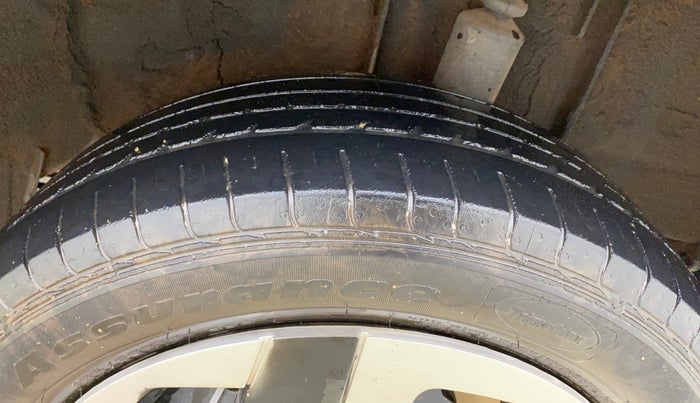 2022 Nissan MAGNITE XL, Petrol, Manual, 45,858 km, Left Rear Tyre Tread