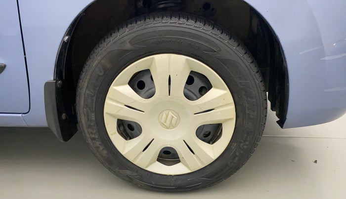 2015 Maruti Wagon R 1.0 VXI, Petrol, Manual, 26,527 km, Right Front Wheel
