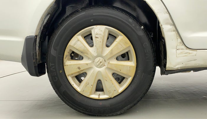 2011 Maruti Swift Dzire VXI, Petrol, Manual, 1,08,753 km, Right Rear Wheel