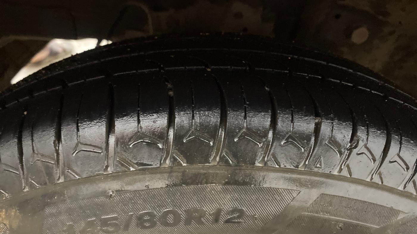 2017 Hyundai Eon ERA PLUS (O), Petrol, Manual, 51,537 km, Right Rear Tyre Tread