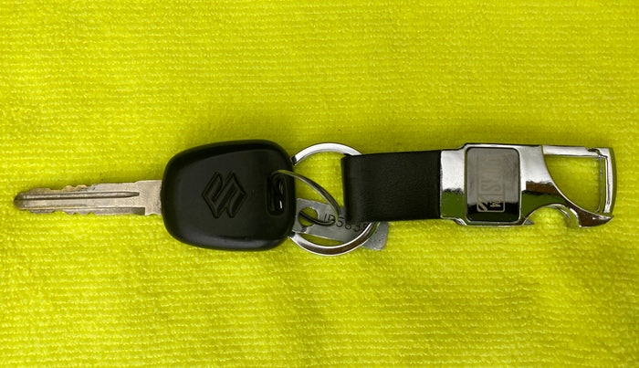 2017 Maruti Alto 800 LXI, Petrol, Manual, 21,534 km, Key Close Up