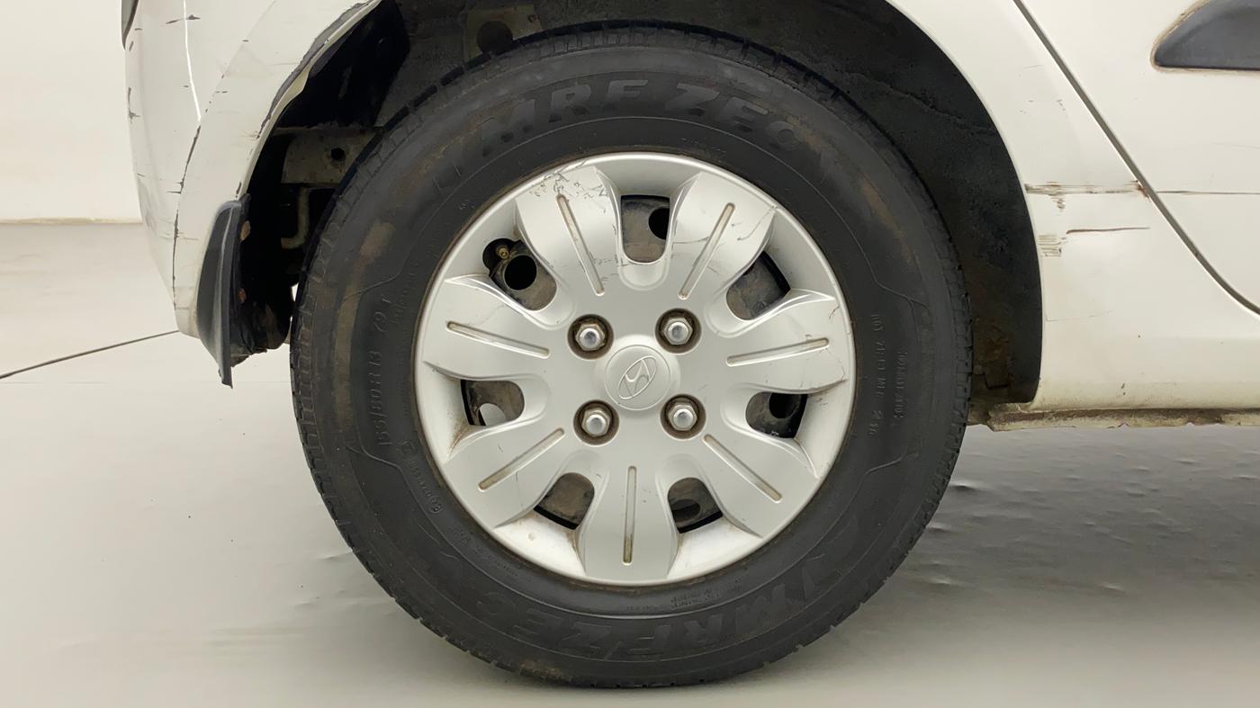 2010 Hyundai i10 SPORTZ 1.2, Petrol, Manual, 30,182 km, Right Rear Wheel