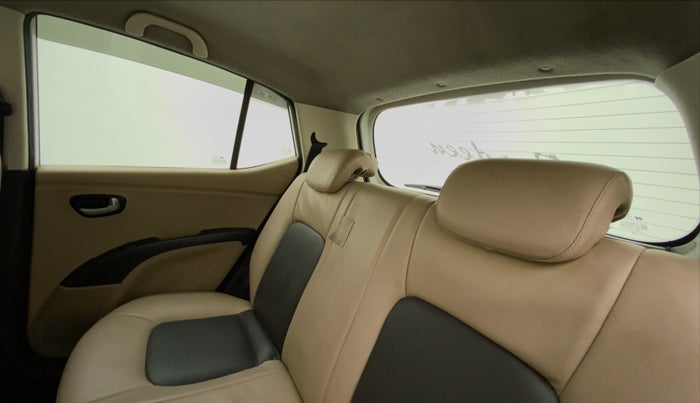2010 Hyundai i10 SPORTZ 1.2, Petrol, Manual, 30,182 km, Right Side Rear Door Cabin