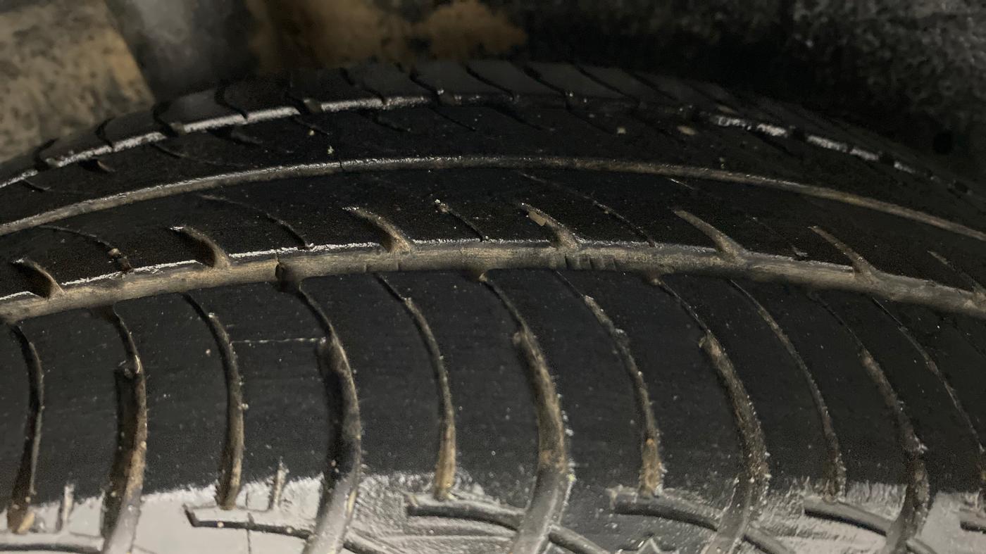 2015 Maruti Celerio ZXI AMT, Petrol, Automatic, 36,806 km, Right Rear Tyre Tread