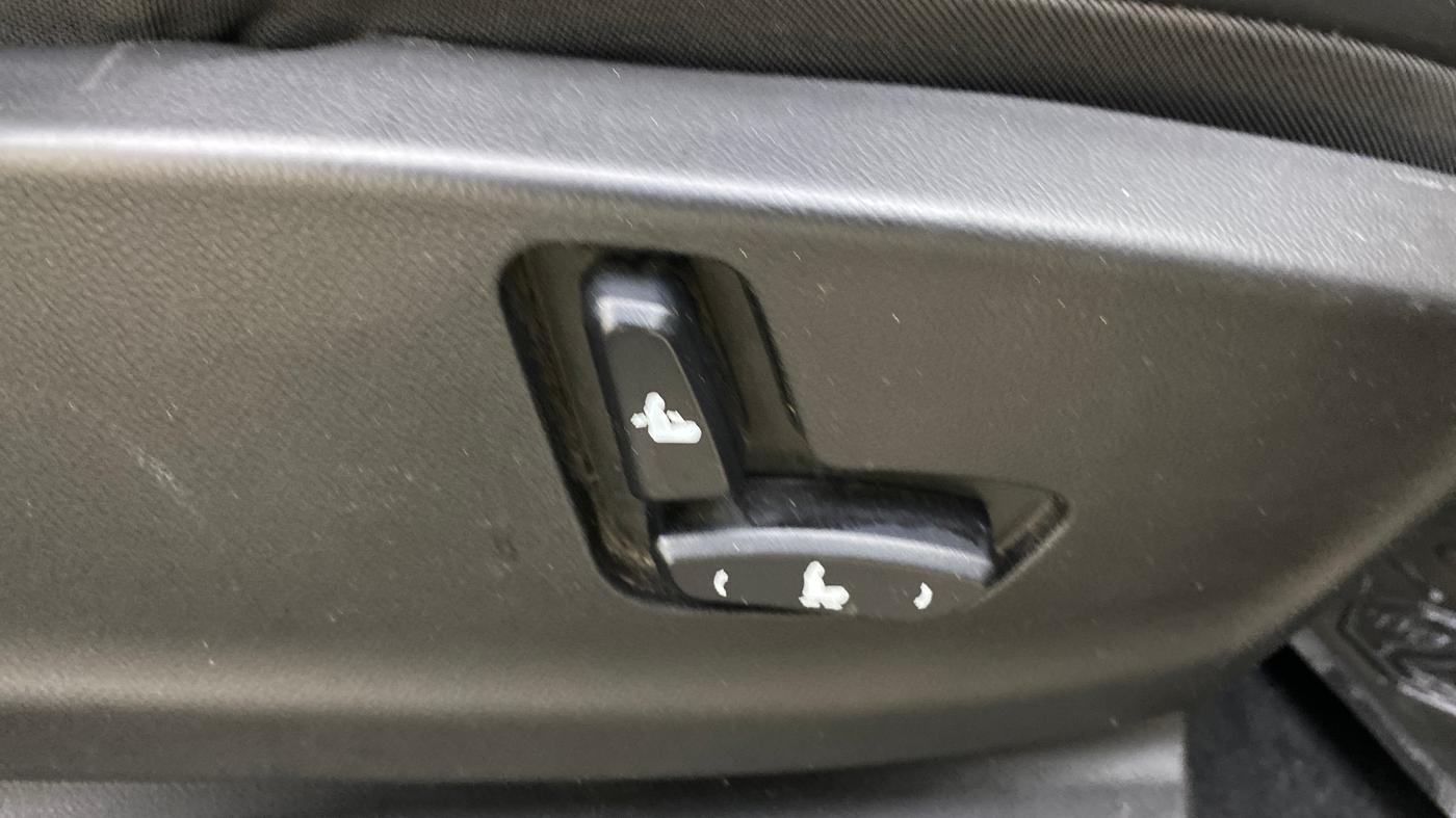 2021 MG HECTOR SHARP 1.5 PETROL CVT, Petrol, Automatic, 63,146 km, Driver Side Adjustment Panel