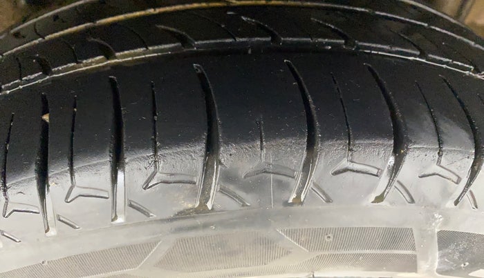 2017 Tata Tiago XT PETROL, Petrol, Manual, 70,783 km, Left Rear Tyre Tread