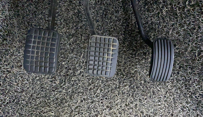 2017 Tata Tiago XT PETROL, Petrol, Manual, 70,783 km, Pedals