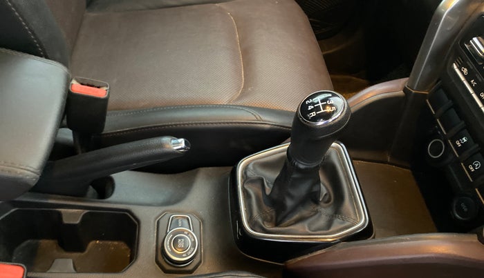 2022 Maruti Grand Vitara ALPHA SMART HYBRID ALLGRIP DUAL TONE, Petrol, Manual, 46,462 km, Gear Lever