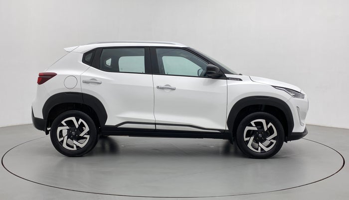 2022 Nissan MAGNITE XV TURBO CVT, Petrol, Automatic, 3,743 km, Right Side View