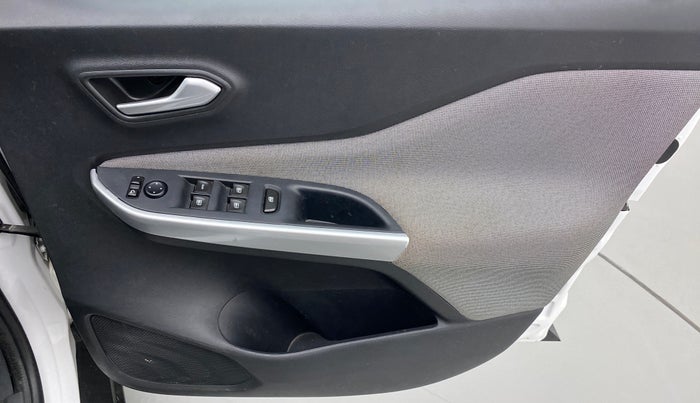 2022 Nissan MAGNITE XV TURBO CVT, Petrol, Automatic, 3,743 km, Driver Side Door Panels Control