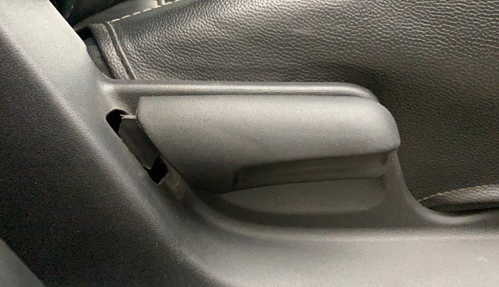 2016 Maruti Swift VXI O, Petrol, Manual, 66,614 km, Driver Side Adjustment Panel