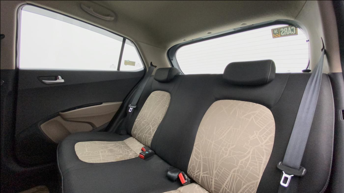 2016 Hyundai Grand i10 ASTA 1.2 KAPPA VTVT, Petrol, Manual, 48,917 km, Right Side Rear Door Cabin