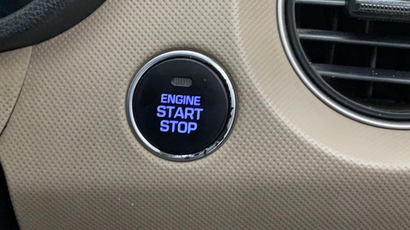 2016 Hyundai Grand i10 ASTA 1.2 KAPPA VTVT, Petrol, Manual, 48,917 km, Keyless Start/ Stop Button