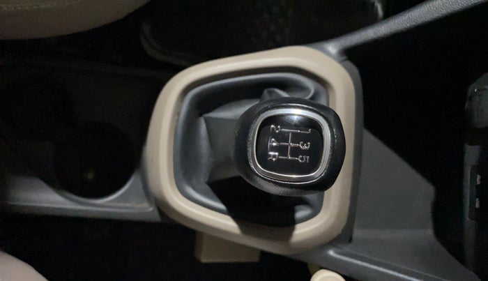 2016 Hyundai Grand i10 SPORTZ 1.2 KAPPA VTVT, Petrol, Manual, 70,780 km, Gear Lever