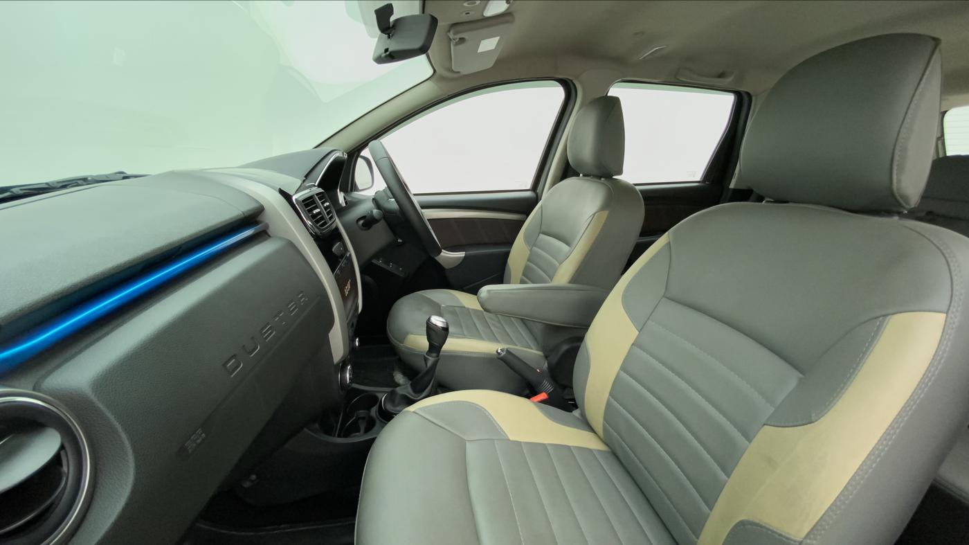2020 Renault Duster RXZ, Petrol, Manual, 20,743 km, Right Side Front Door Cabin