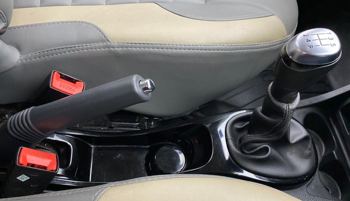 2020 Renault Duster RXZ, Petrol, Manual, 20,743 km, Gear Lever