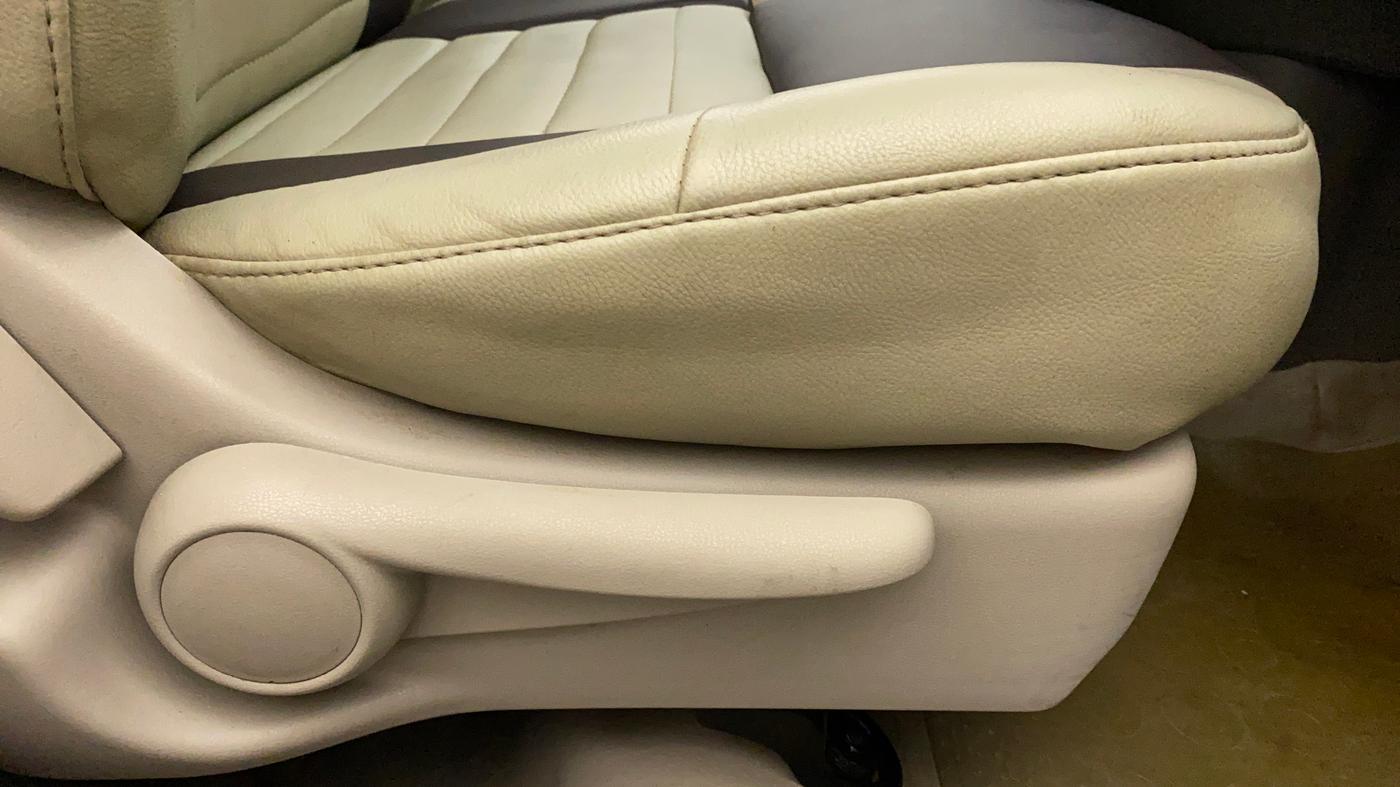 2014 Nissan Micra XV CVT, Petrol, Automatic, 38,863 km, Driver Side Adjustment Panel