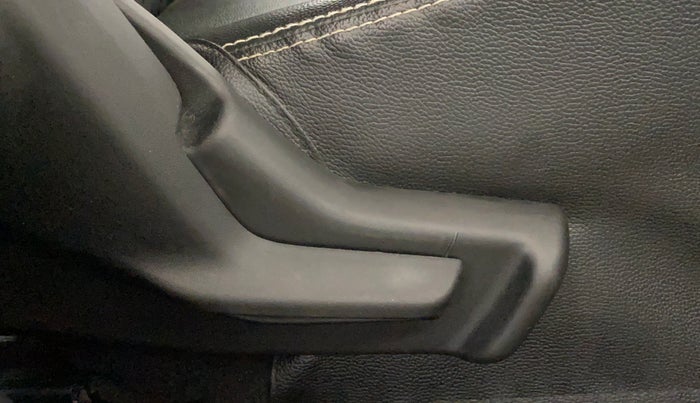 2021 Maruti Baleno DELTA PETROL 1.2, Petrol, Manual, 40,223 km, Driver Side Adjustment Panel