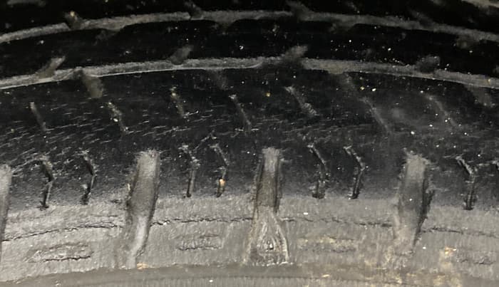 2017 Maruti Alto K10 VXI (O) AMT, Petrol, Automatic, 27,194 km, Left Front Tyre Tread