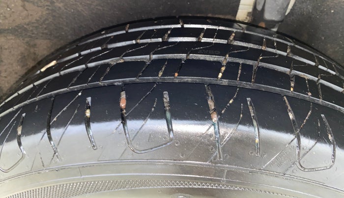 2020 Ford Ecosport TITANIUM 1.5L PETROL, Petrol, Manual, 39,716 km, Left Rear Tyre Tread