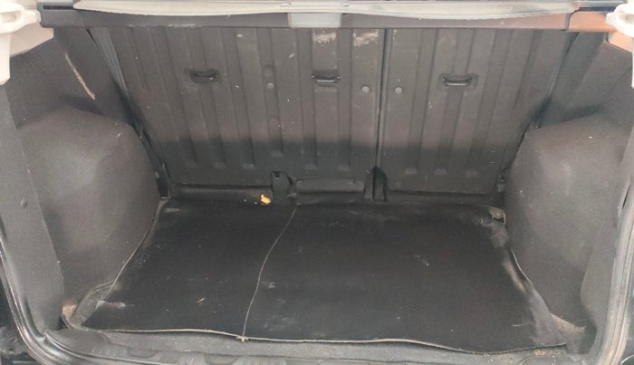 2013 Ford Ecosport TITANIUM 1.5L DIESEL (OPT), Diesel, Manual, 1,29,718 km, Boot Inside