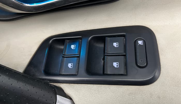 2021 Tata Safari XZ PLUS, Diesel, Manual, 48,818 km, Driver Side Door Panels Control