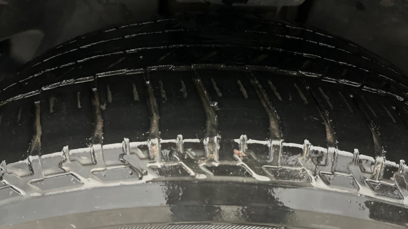2021 Tata Safari XZ PLUS, Diesel, Manual, 48,837 km, Left Front Tyre Tread