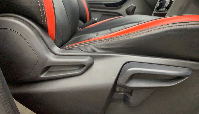 2020 Tata Tiago XZ PLUS PETROL, Petrol, Manual, 1,14,057 km, Driver Side Adjustment Panel