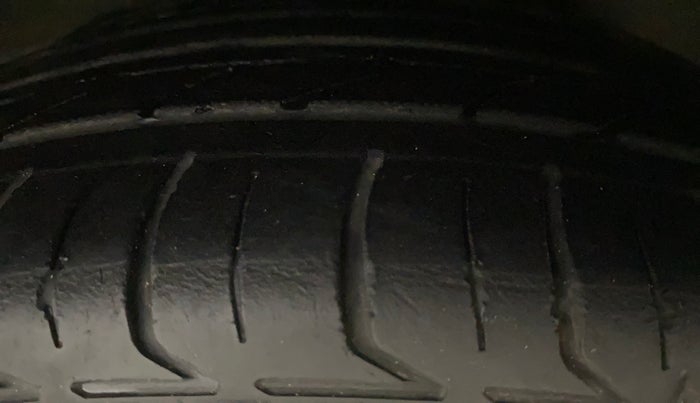 2020 Tata Tiago XZ PLUS PETROL, Petrol, Manual, 1,14,057 km, Right Front Tyre Tread