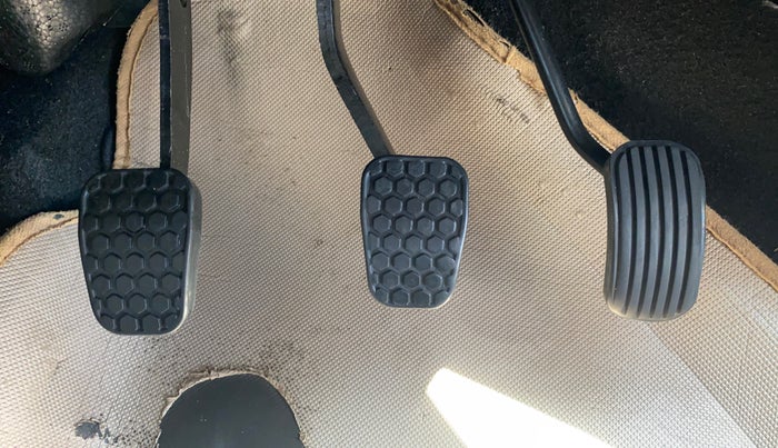 2020 Tata Tiago XZ PLUS PETROL, Petrol, Manual, 1,14,057 km, Pedals