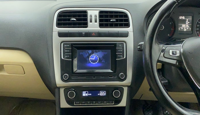 2017 Volkswagen Polo HIGHLINE1.2L, Petrol, Manual, 31,994 km, Air Conditioner