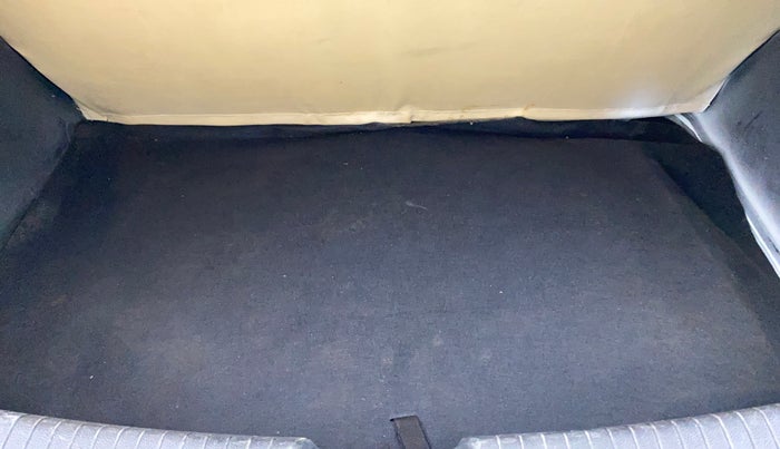 2014 Hyundai Grand i10 ASTA 1.2 KAPPA VTVT, Petrol, Manual, 93,550 km, Boot Inside