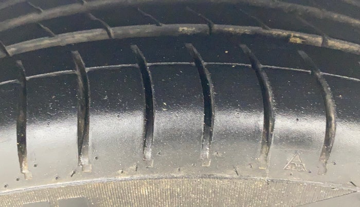 2014 Hyundai Grand i10 ASTA 1.2 KAPPA VTVT, Petrol, Manual, 93,550 km, Right Front Tyre Tread