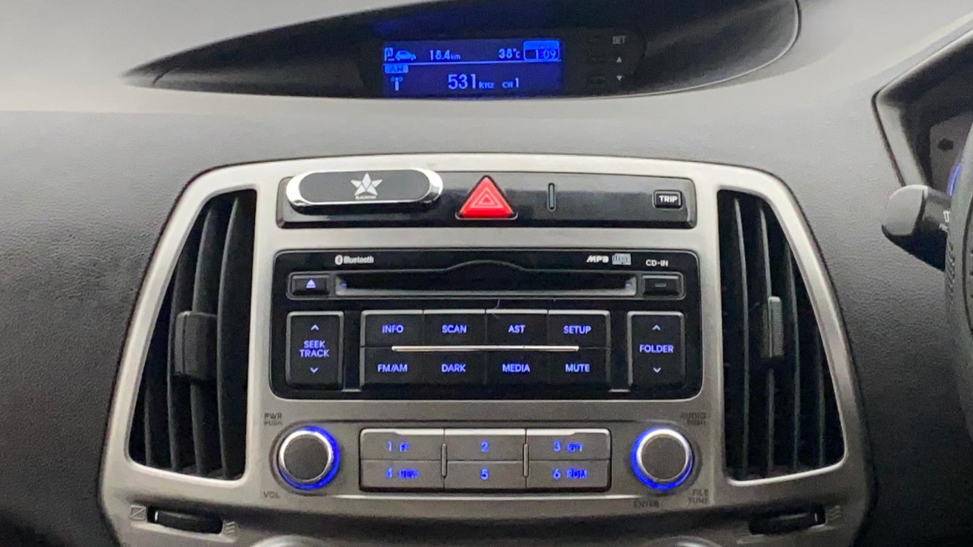 2012 Hyundai i20 SPORTZ 1.2, Petrol, Manual, 52,830 km, Infotainment System