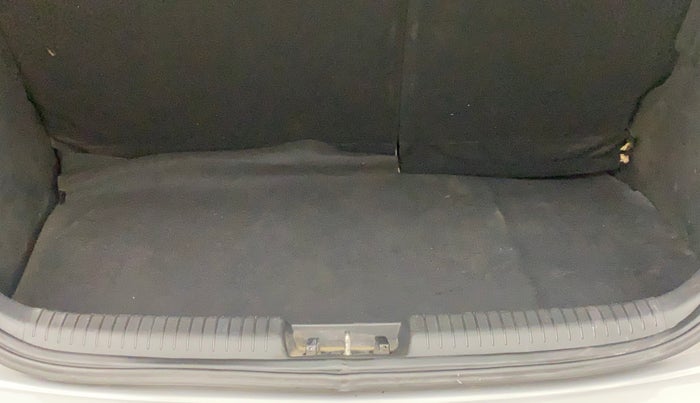 2012 Hyundai i20 SPORTZ 1.2, Petrol, Manual, 52,830 km, Boot Inside