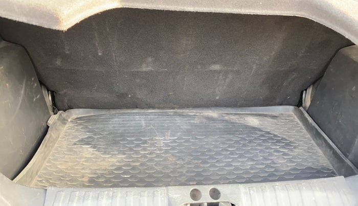 2019 Ford FREESTYLE TITANIUM 1.2 PETROL, Petrol, Manual, 77,058 km, Boot Inside