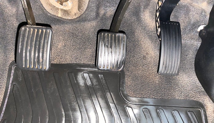 2019 Hyundai NEW SANTRO ERA, Petrol, Manual, 1,42,056 km, Pedals