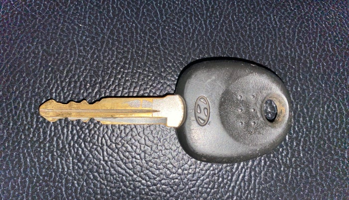 2019 Hyundai NEW SANTRO ERA, Petrol, Manual, 1,42,056 km, Key Close Up